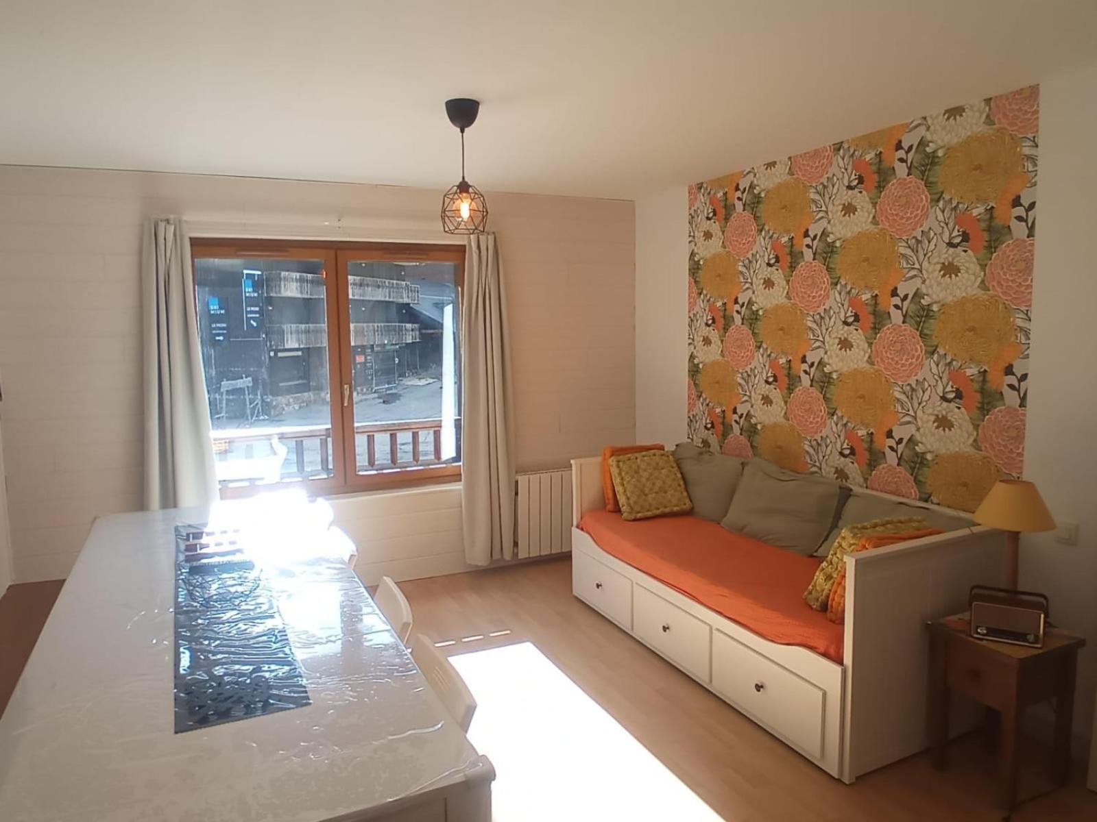Le Fleuri Ensoleille De Guzet Apartment Ustou Luaran gambar